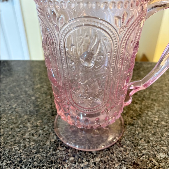 Elegant Pink Glassware Set - Picture 2 of 5